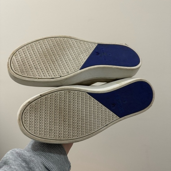 Rothy's Cream The Original Slip On Flat Casual Shoe 6 - Picture 2 of 9